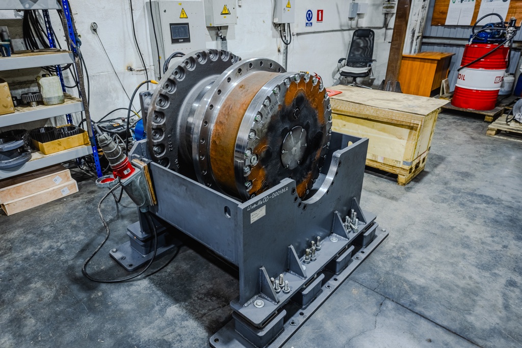 Вибростенд для тестирования редукторов